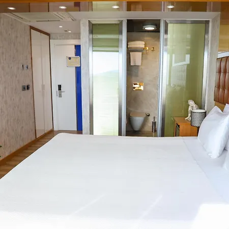 Hotel The Hera Platinum